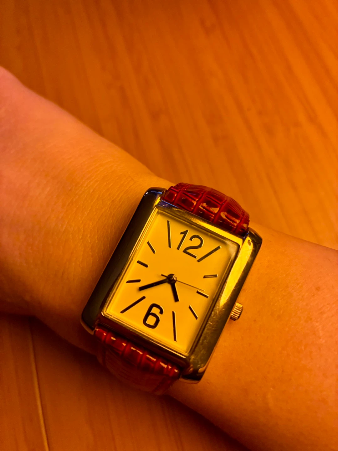 Red Women's Animal Print Watch Buckle Band Analog Fashion