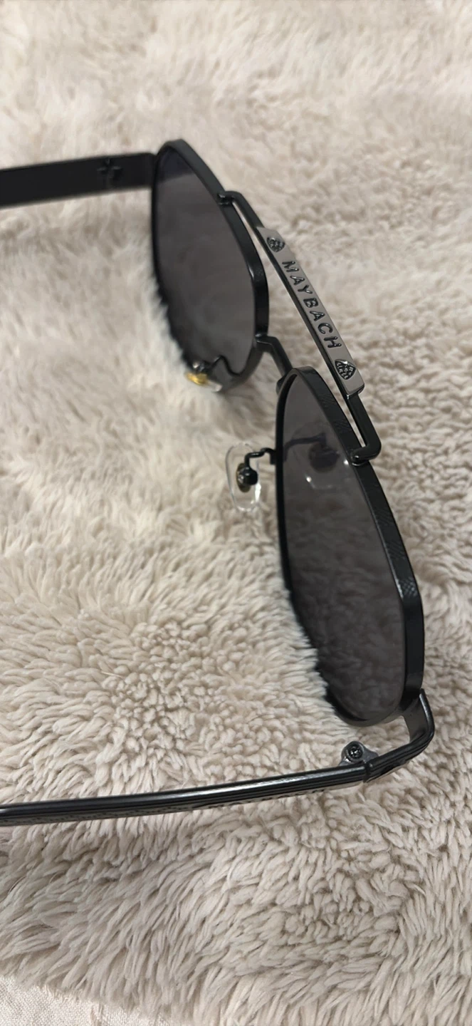 Men’s Aviator Sunglasses - photo 2