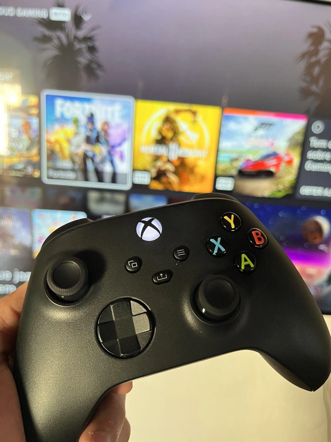 Xbox Wireless Controller - photo 2