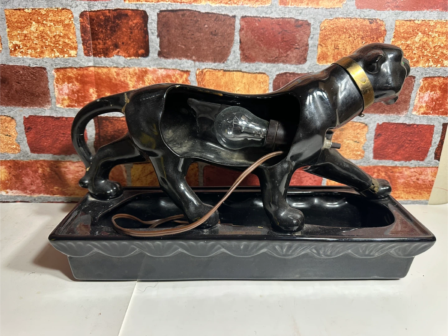 Black Panther Ceramic Table Lamp with Green Gemstone Eyes - photo 5