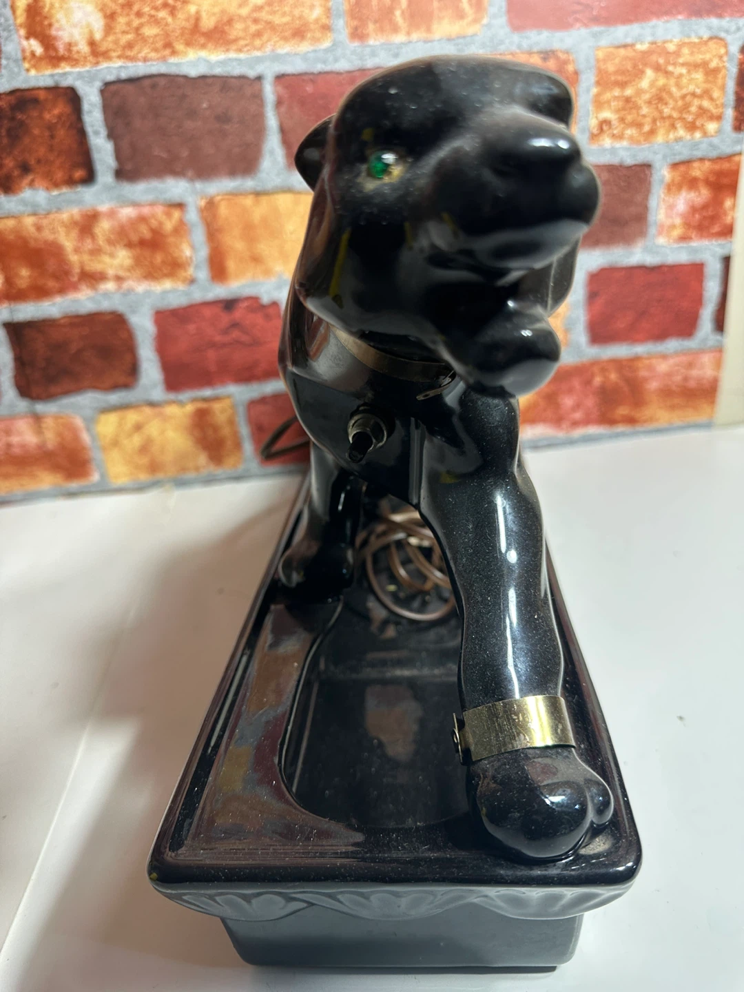 Black Panther Ceramic Table Lamp with Green Gemstone Eyes - photo 3