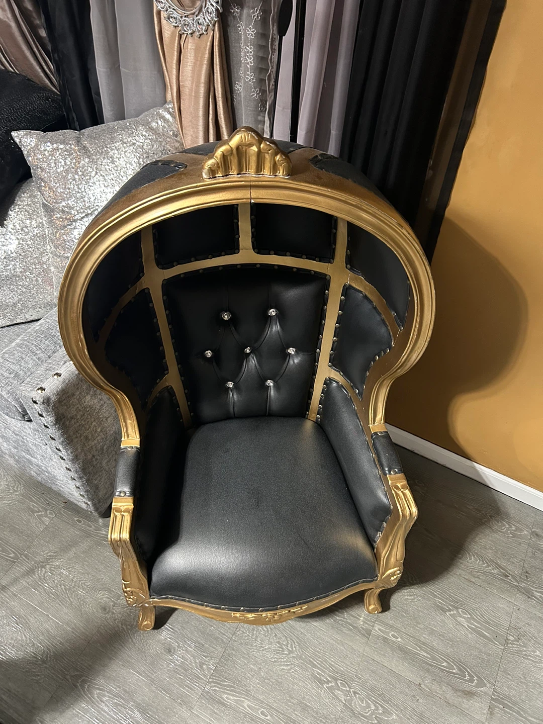 Black and Gold Throne Chair