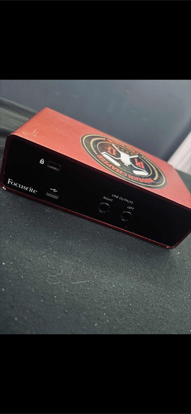 Focusrite Scarlett Solo Audio Interface - Red - photo 2