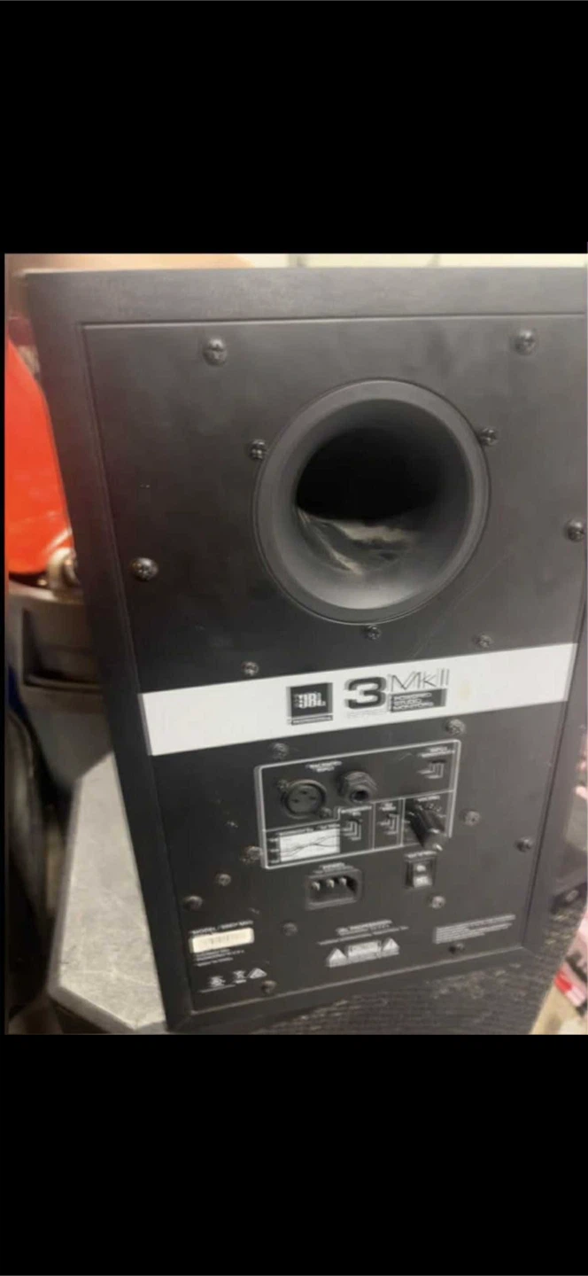JBL 305P MkII Powered Studio Monitor Speaker - photo 2