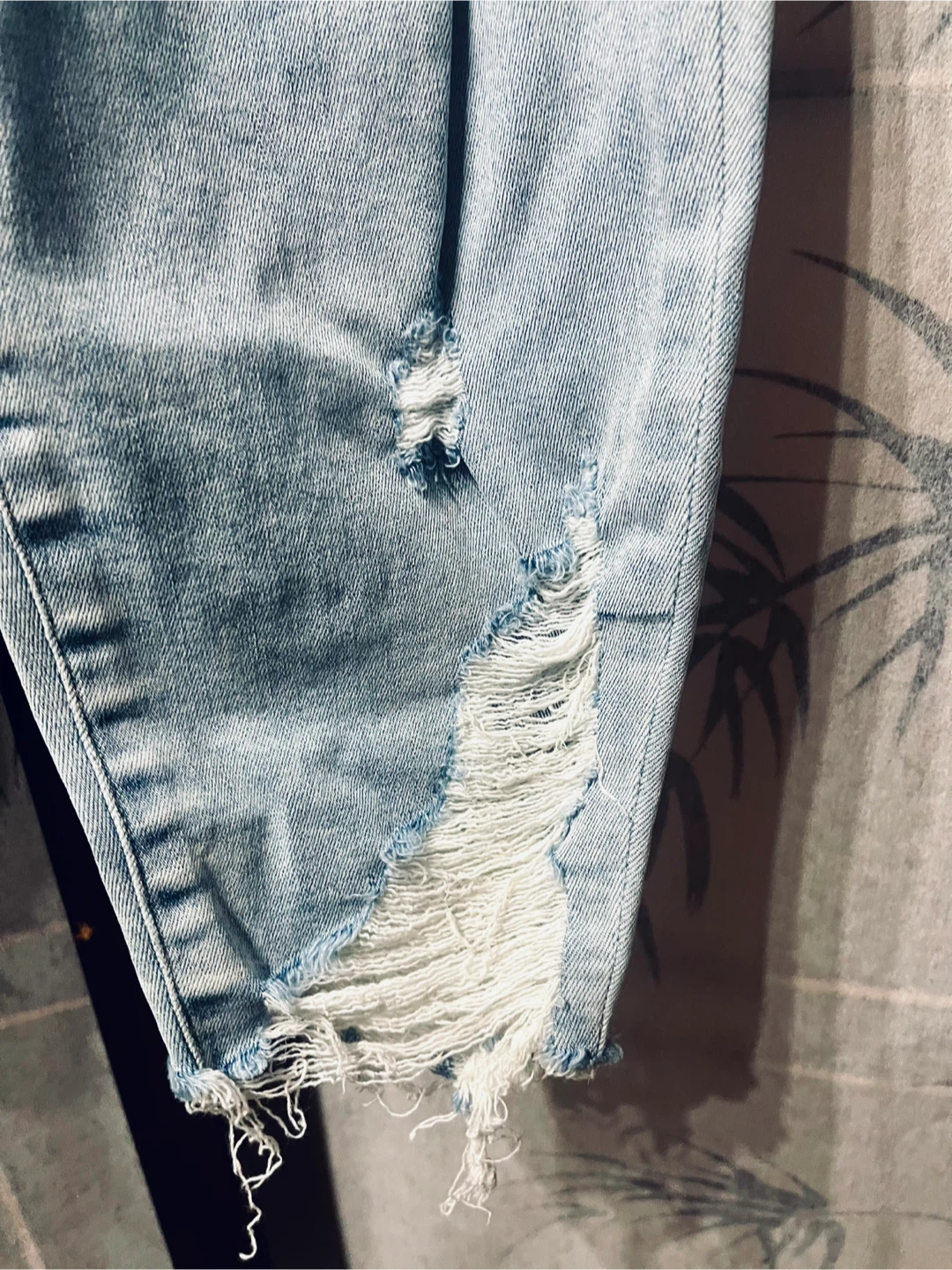 American Eagle Light Wash Ripped Denim Curvy Jeggings  18 long - photo 5