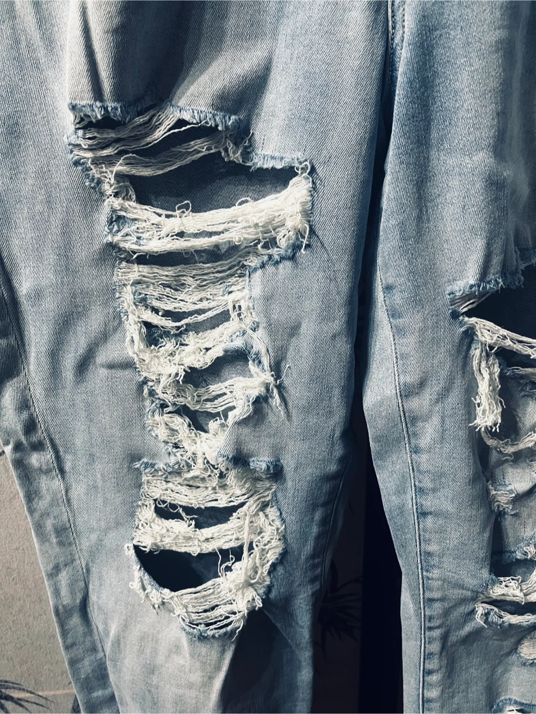 American Eagle Light Wash Ripped Denim Curvy Jeggings  18 long - photo 4
