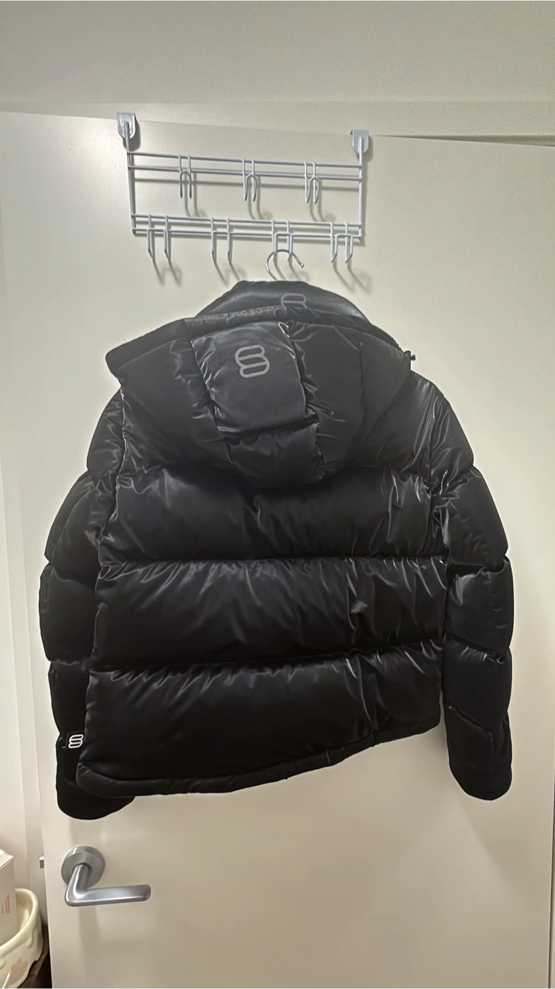 Aritzia The Super Puff™ Shorty Liquid Shine Jacket - Black - photo 3