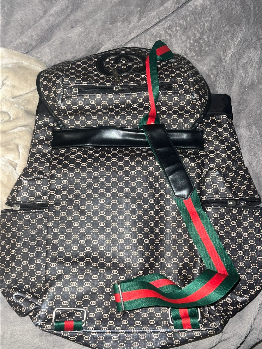 Gucci GG Supreme canvas backpack - photo 3