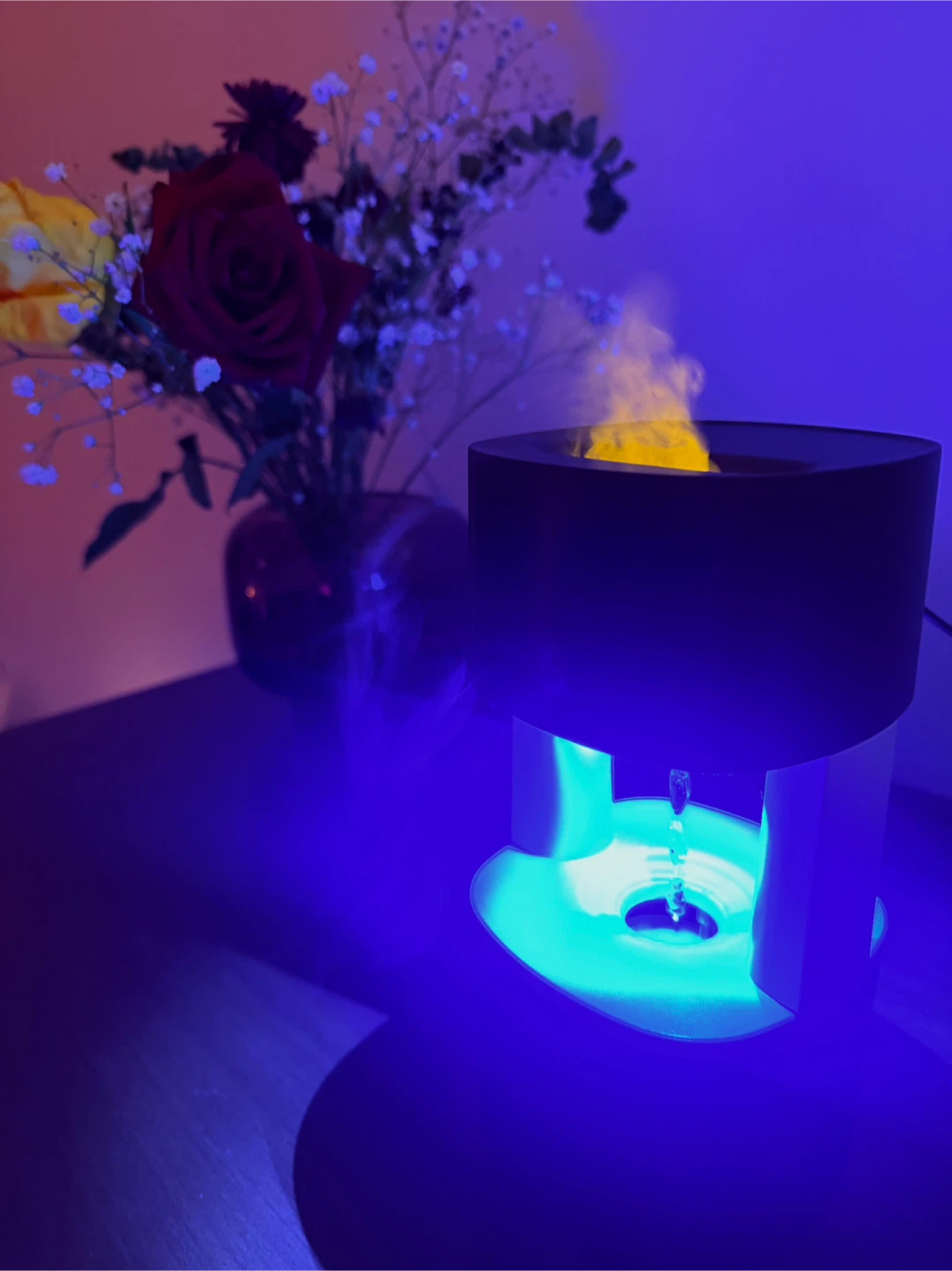 Brookstone Anti-Gravity Flame Ultrasonic Diffuser - photo 4