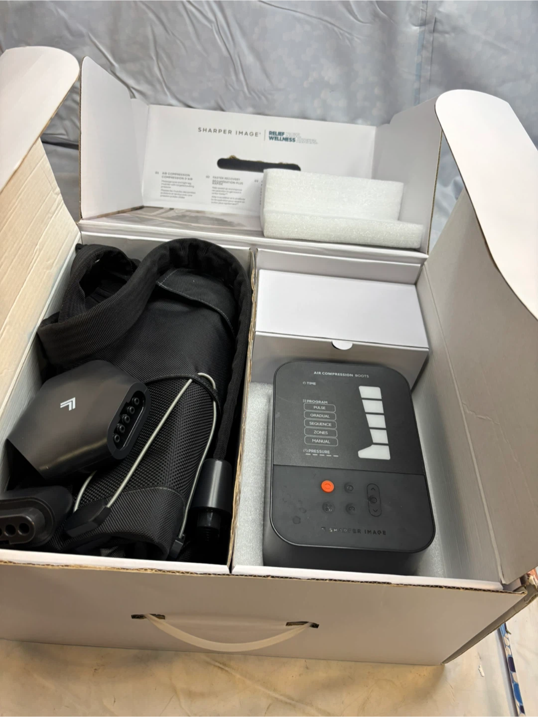 Sharper Image Air Compression Boots Small/Medium - photo 3