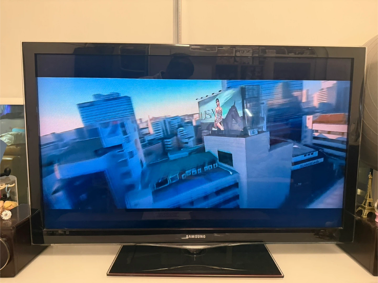 Samsung 45 Flat Screen TV