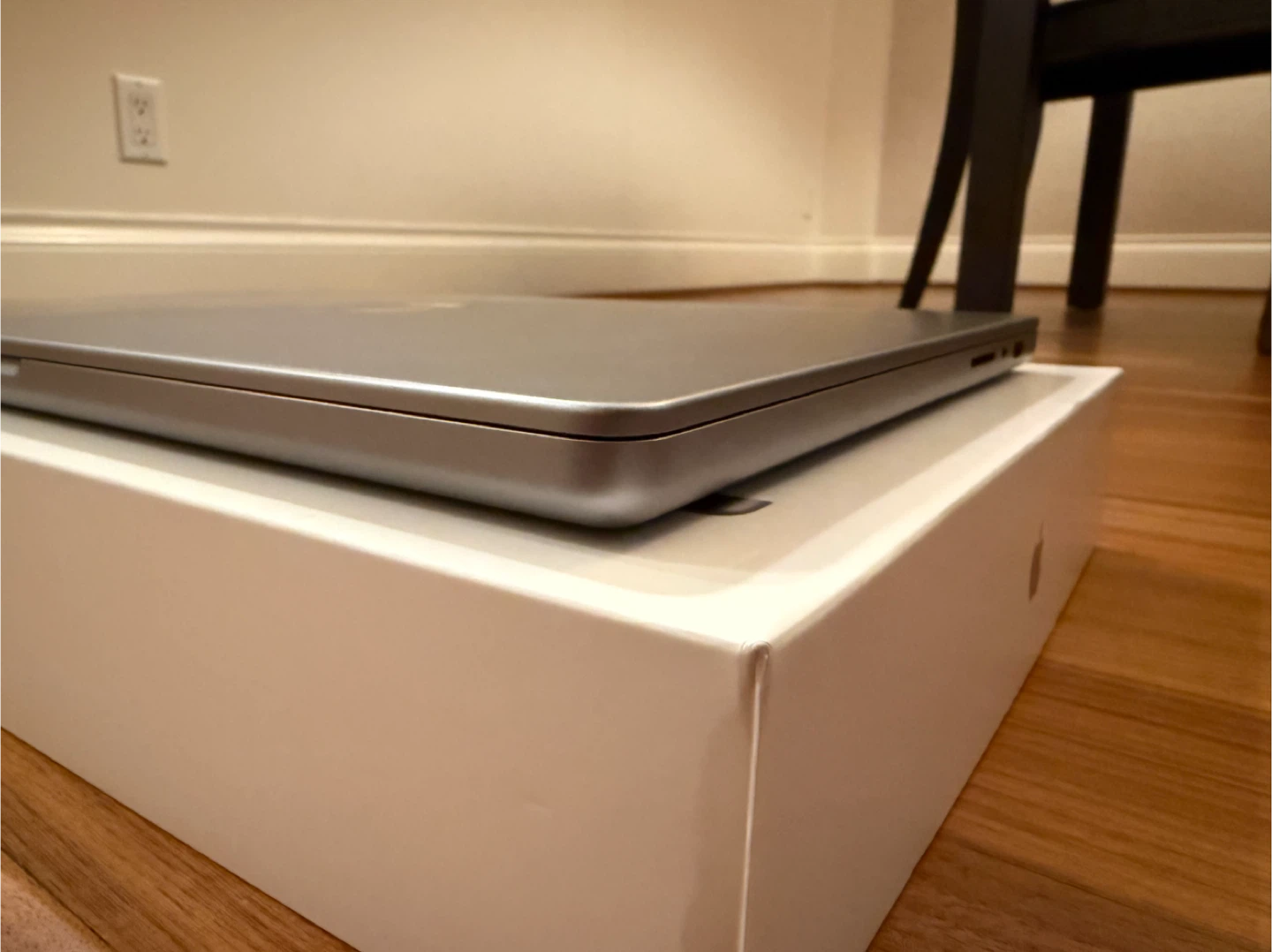 MacBook Pro 16 inch M2 Pro (12c CPU, 19c GPU) (16GB + 512GB) - photo 3