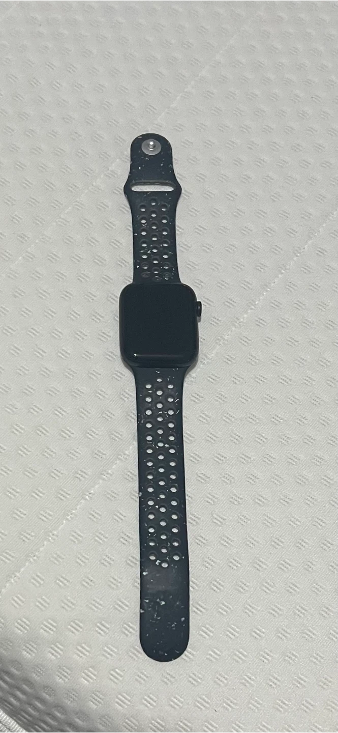 Apple Watch SE 2nd Gen 44mm – Like New – Box & Charge - photo 2