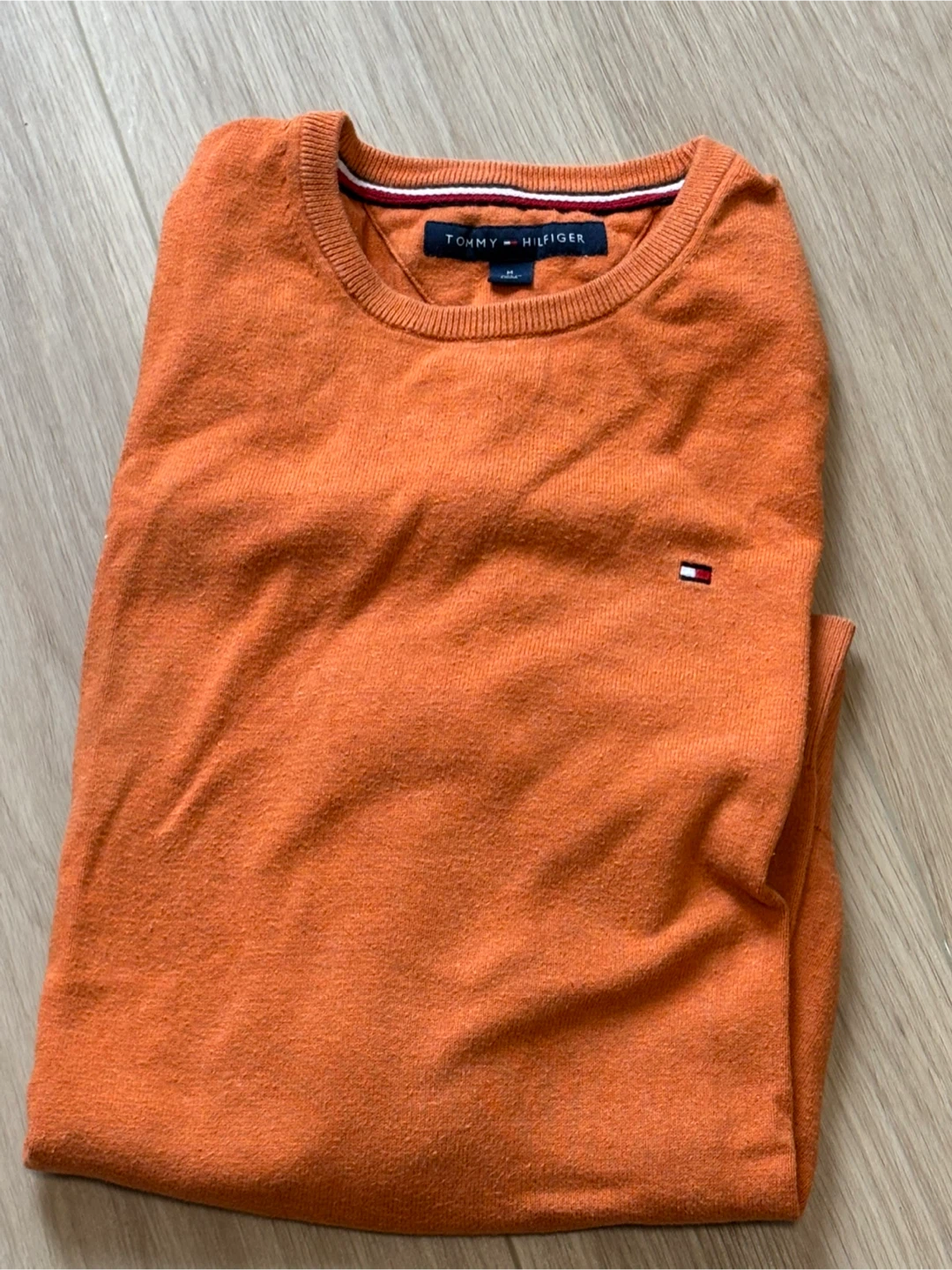 Tommy Hilfiger Orange Sweater - Size Medium - photo 2