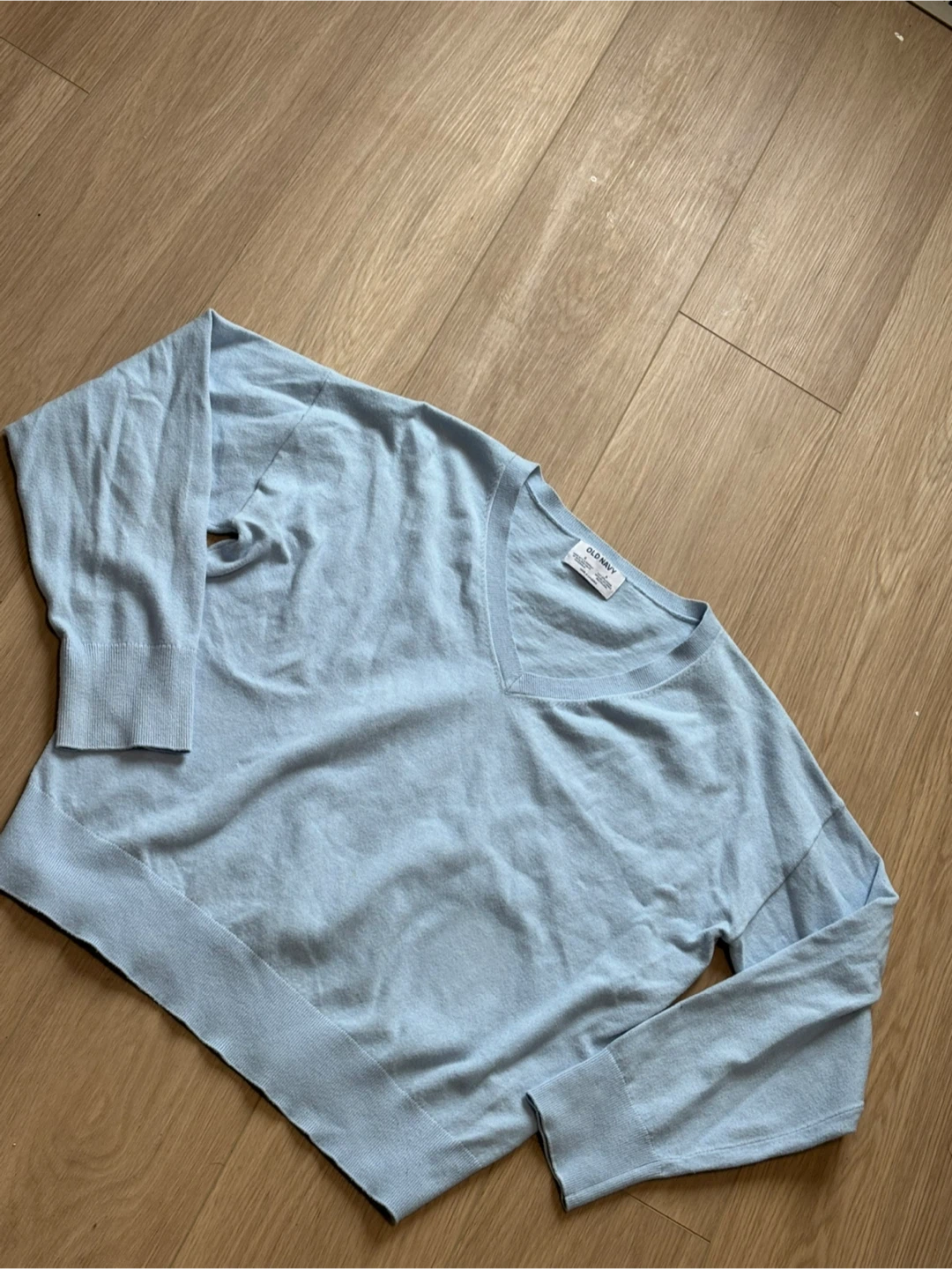 Old Navy Light Blue V-Neck Sweater - Size S - photo 2