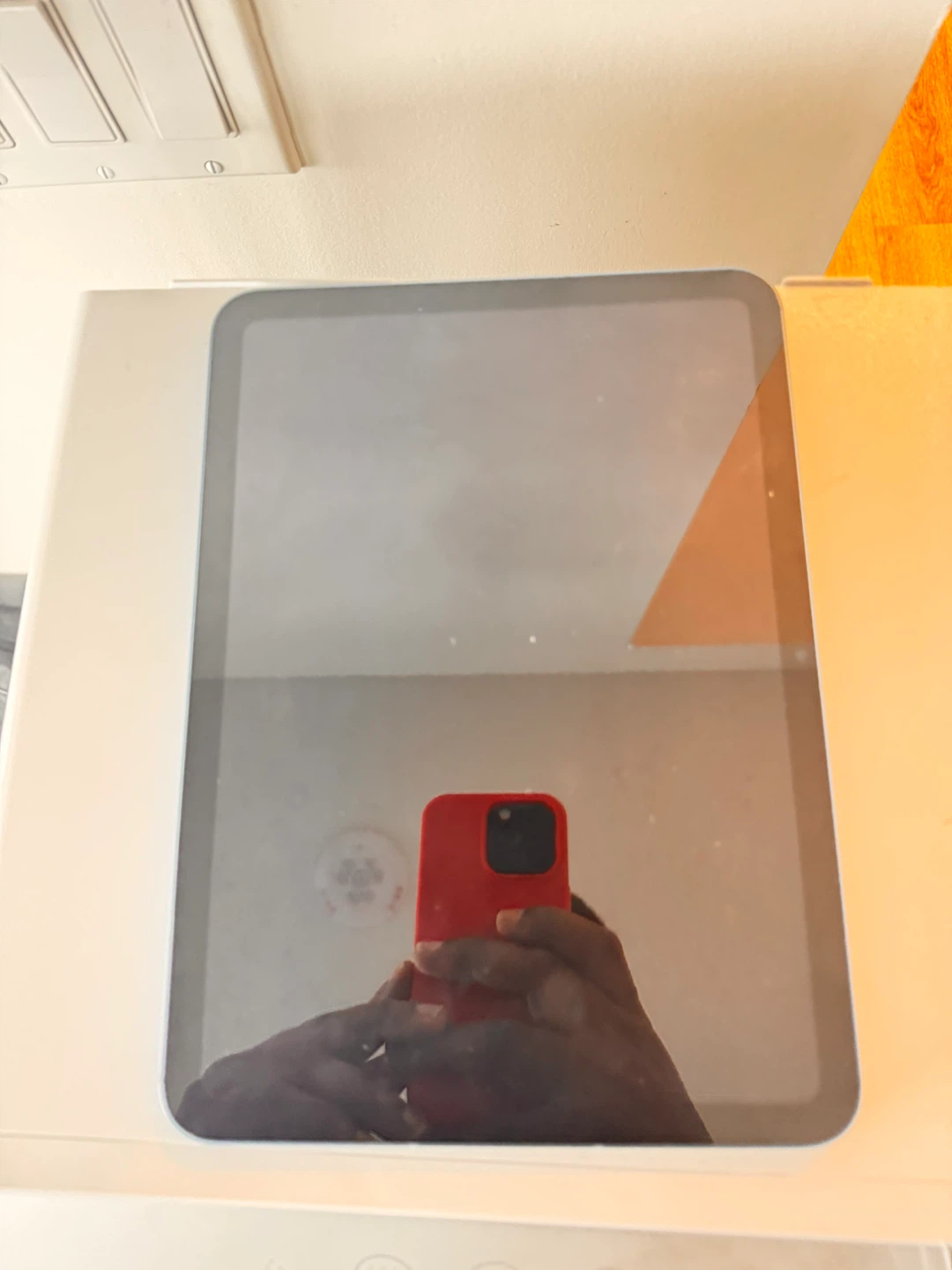 Apple iPad 10th Gen) - Blue