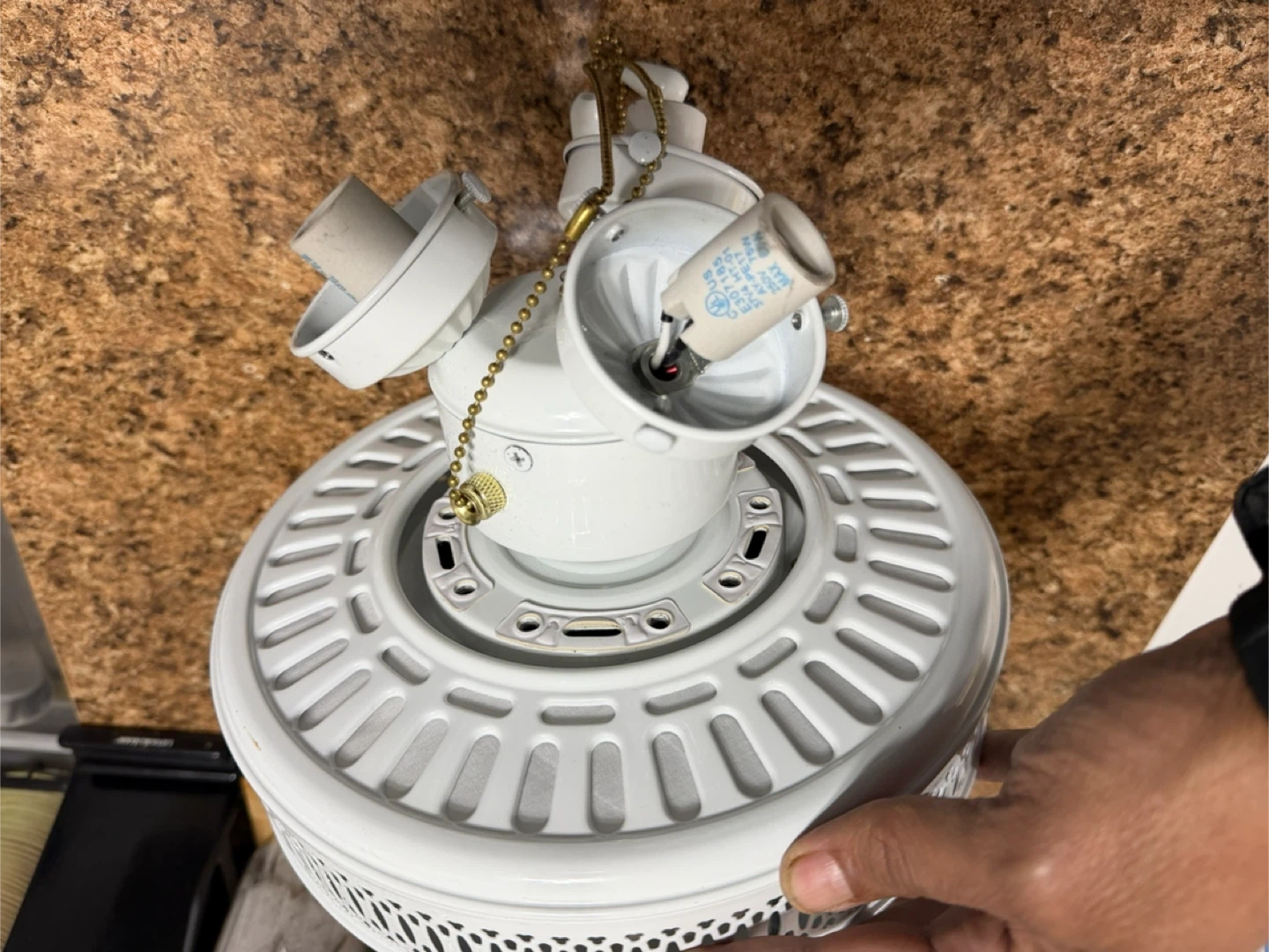 White Ceiling Fan with Lights - photo 2