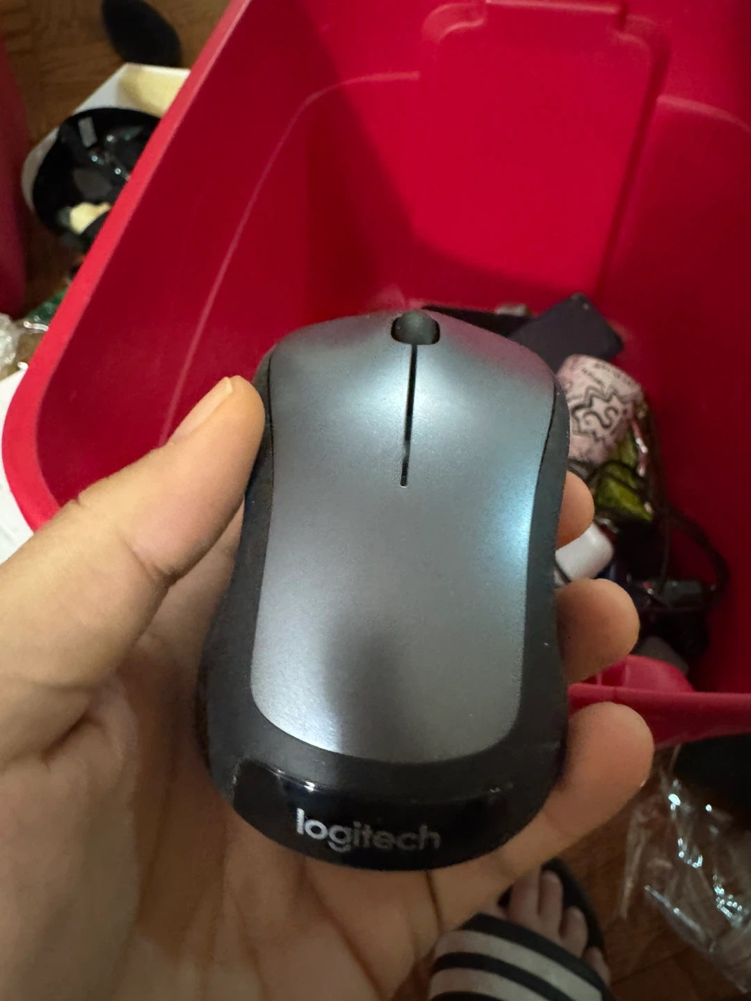 Logitech Wireless Keyboard and mouse - photo 3