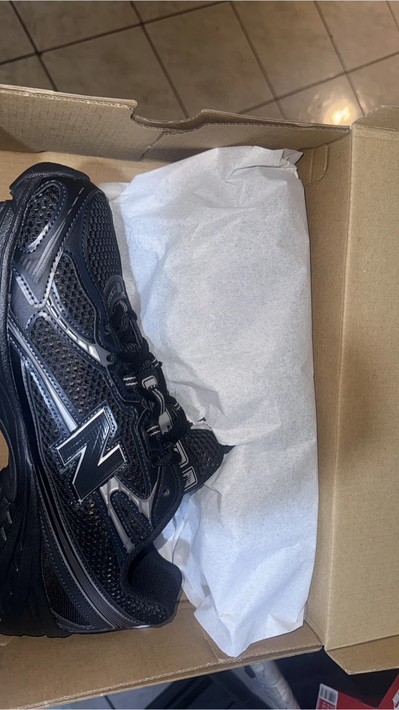 New Balance Black Running Shoes