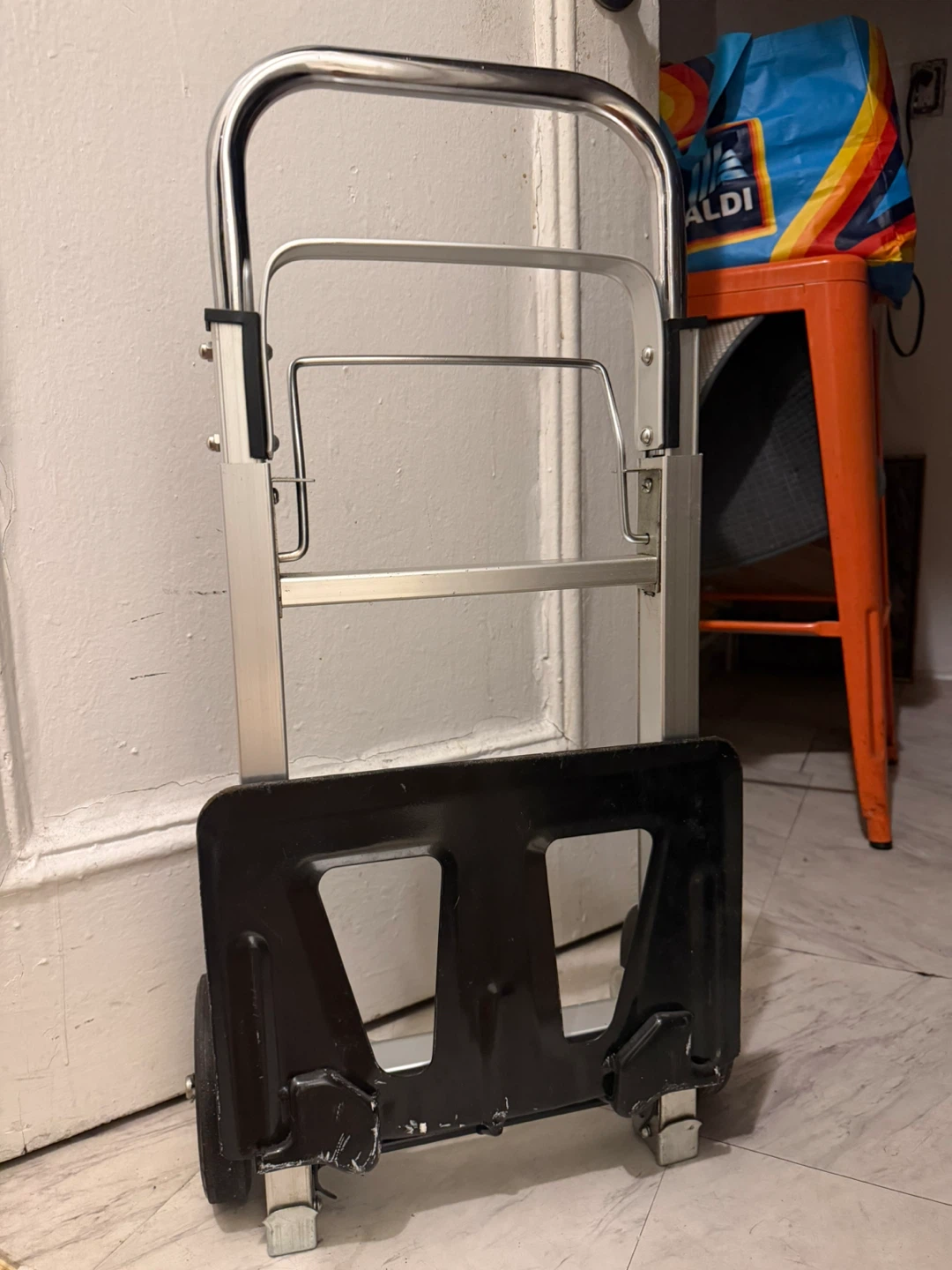 Safco Aluminum Folding Hand Truck - photo 3