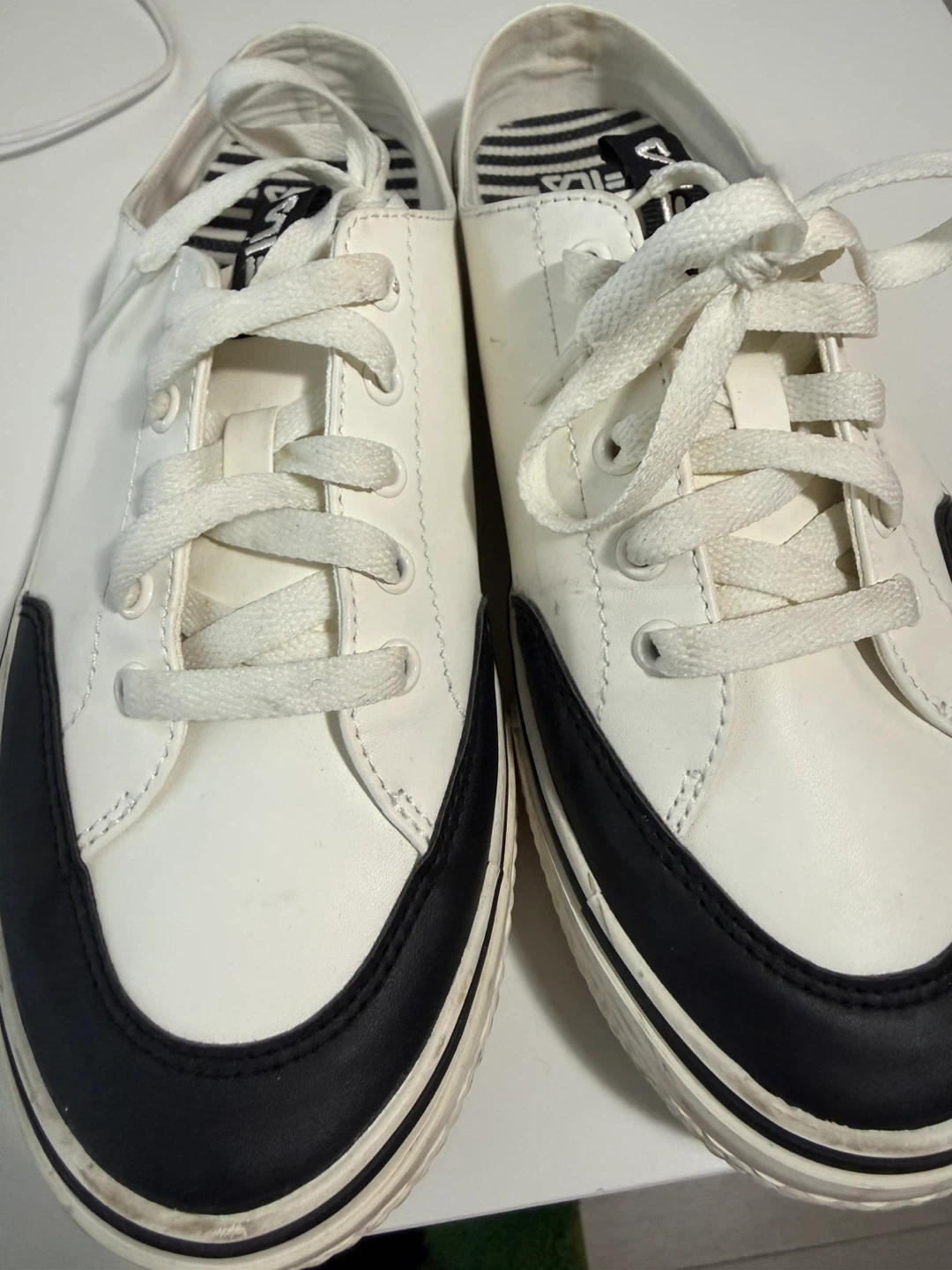 Fila Women's White & Black Sneakers - photo 2