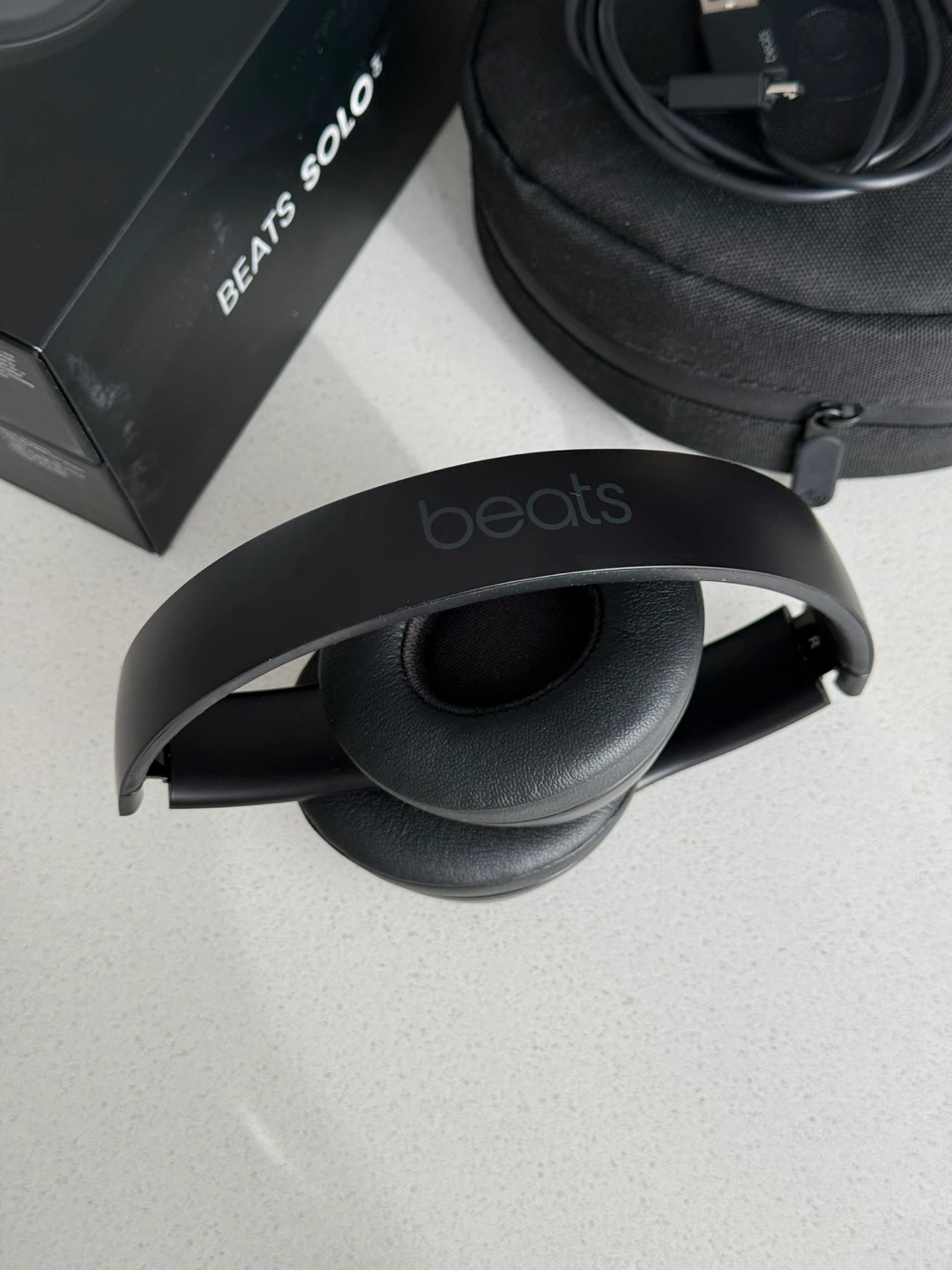 Beats Solo3 Wireless Headphones - Black - photo 5
