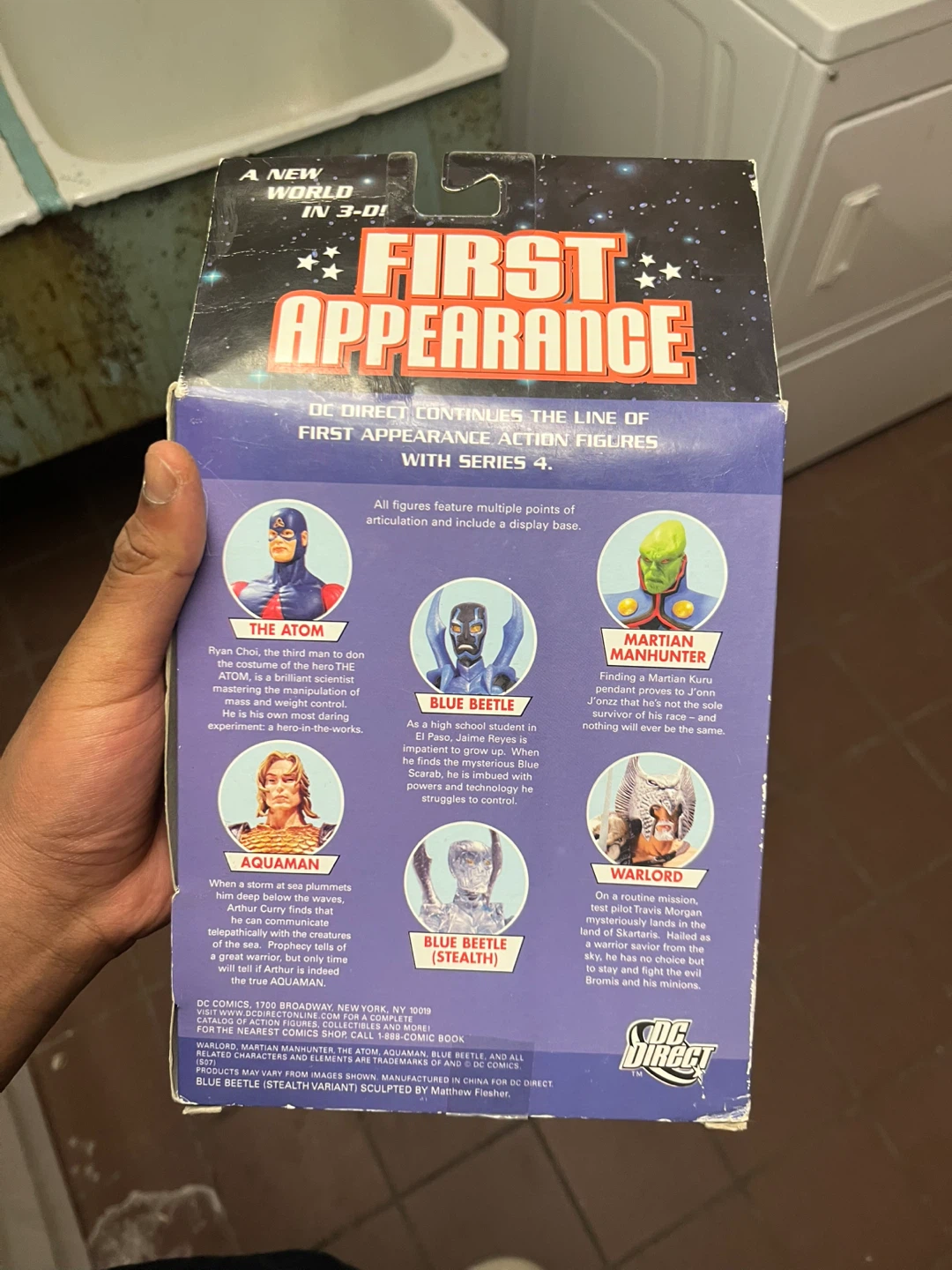 DC Direct First Appearance Blue Beetle (Stealth) Action Figure - photo 2