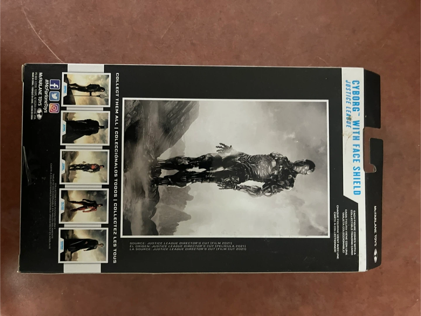 DC Multiverse Cyborg With Face Shield Action Figure - photo 2