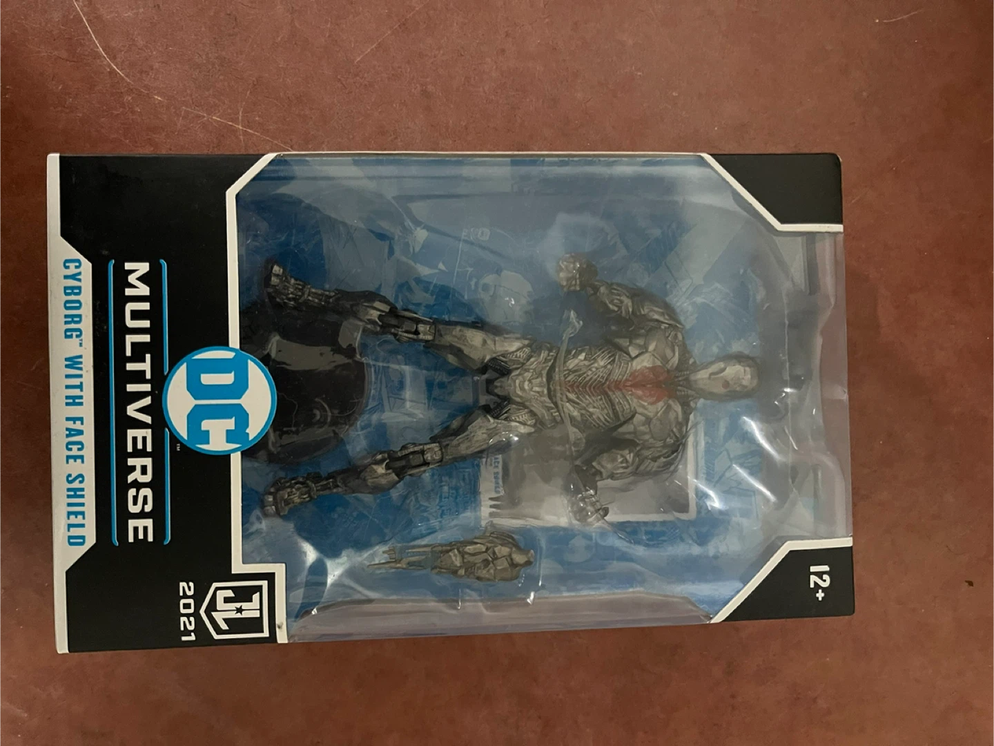 DC Multiverse Cyborg With Face Shield Action Figure