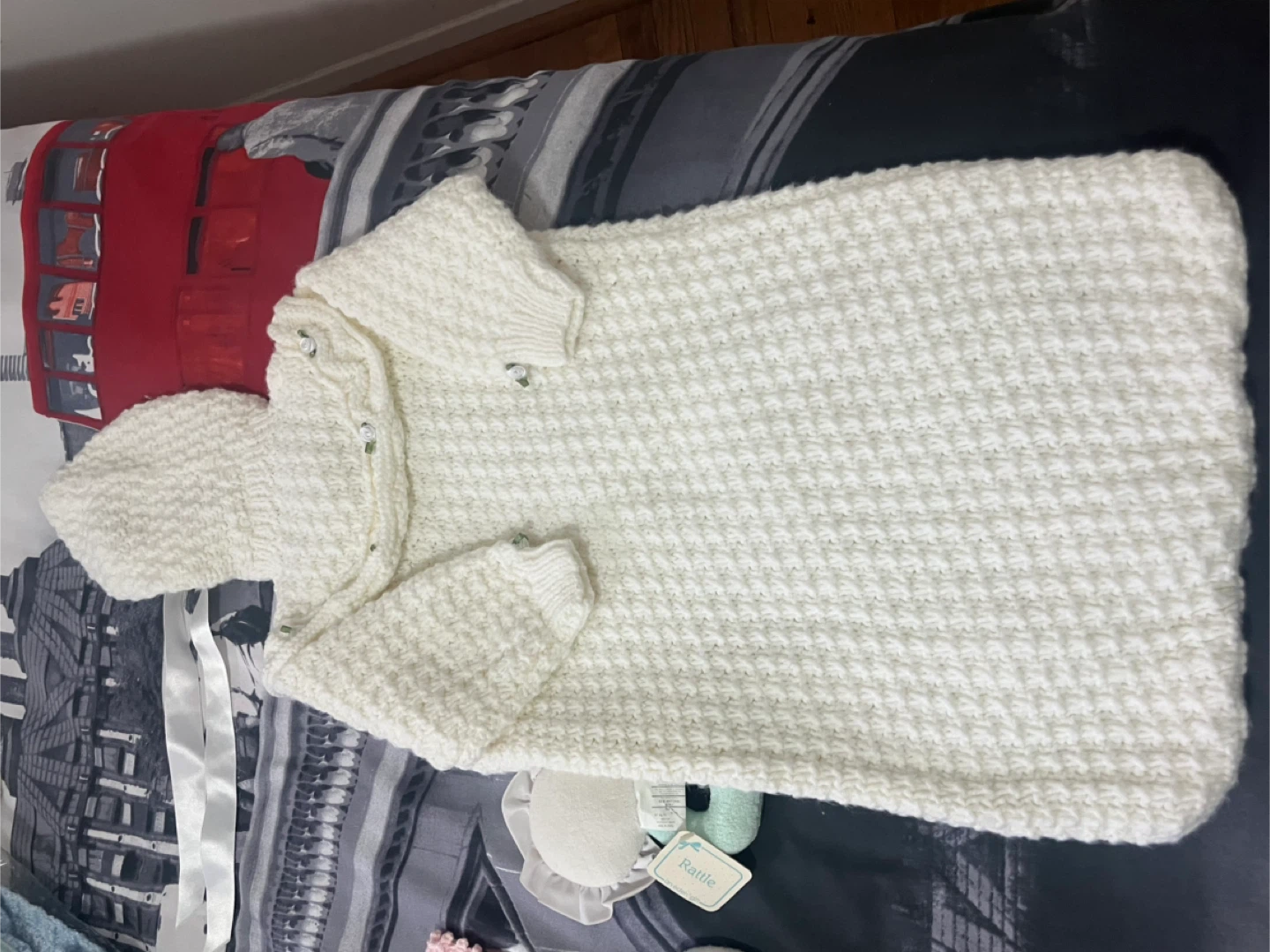 SET Knitted Baby Clothes Set with Bonnet and Rattle - photo 3