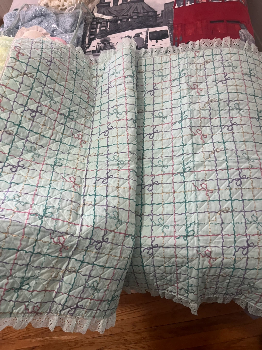 Baby Quilt Whimsical Print double sided brand new super soft - photo 2