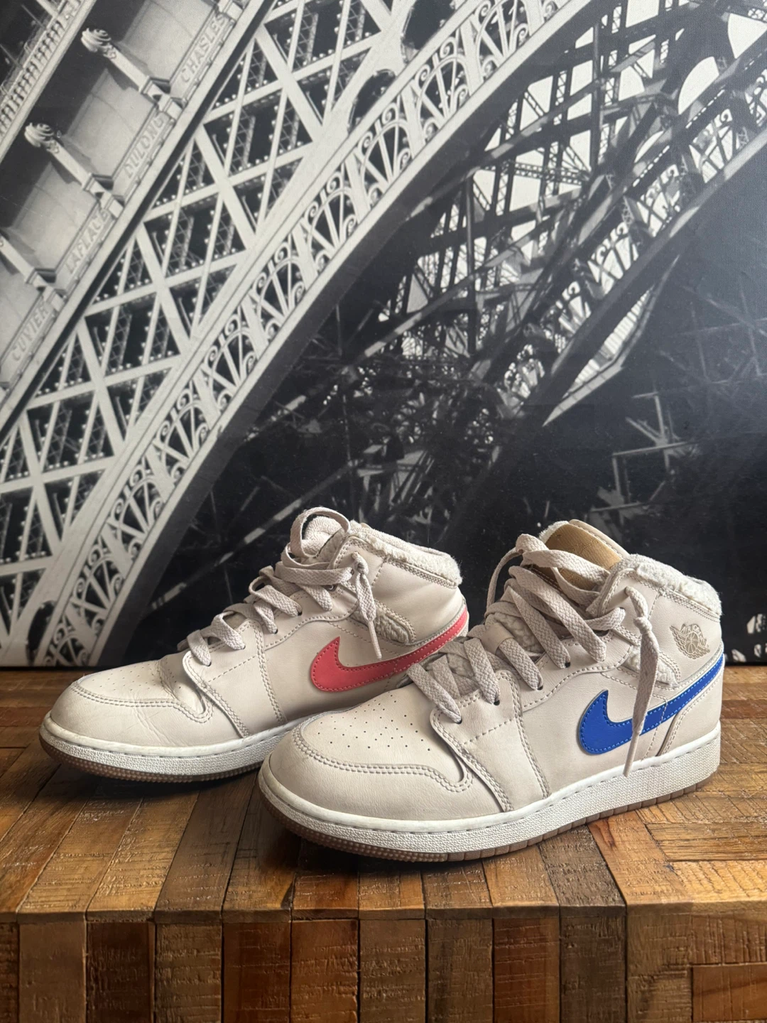 Air Jordan 1 Mid SE Sneakers - photo 2