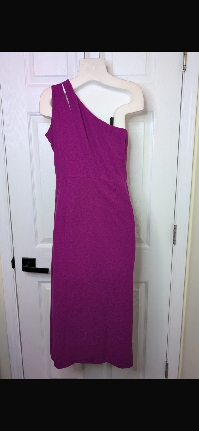 NEW Purple One-Shoulder Ruched Midi Dress – Size Medium 💜 - photo 5