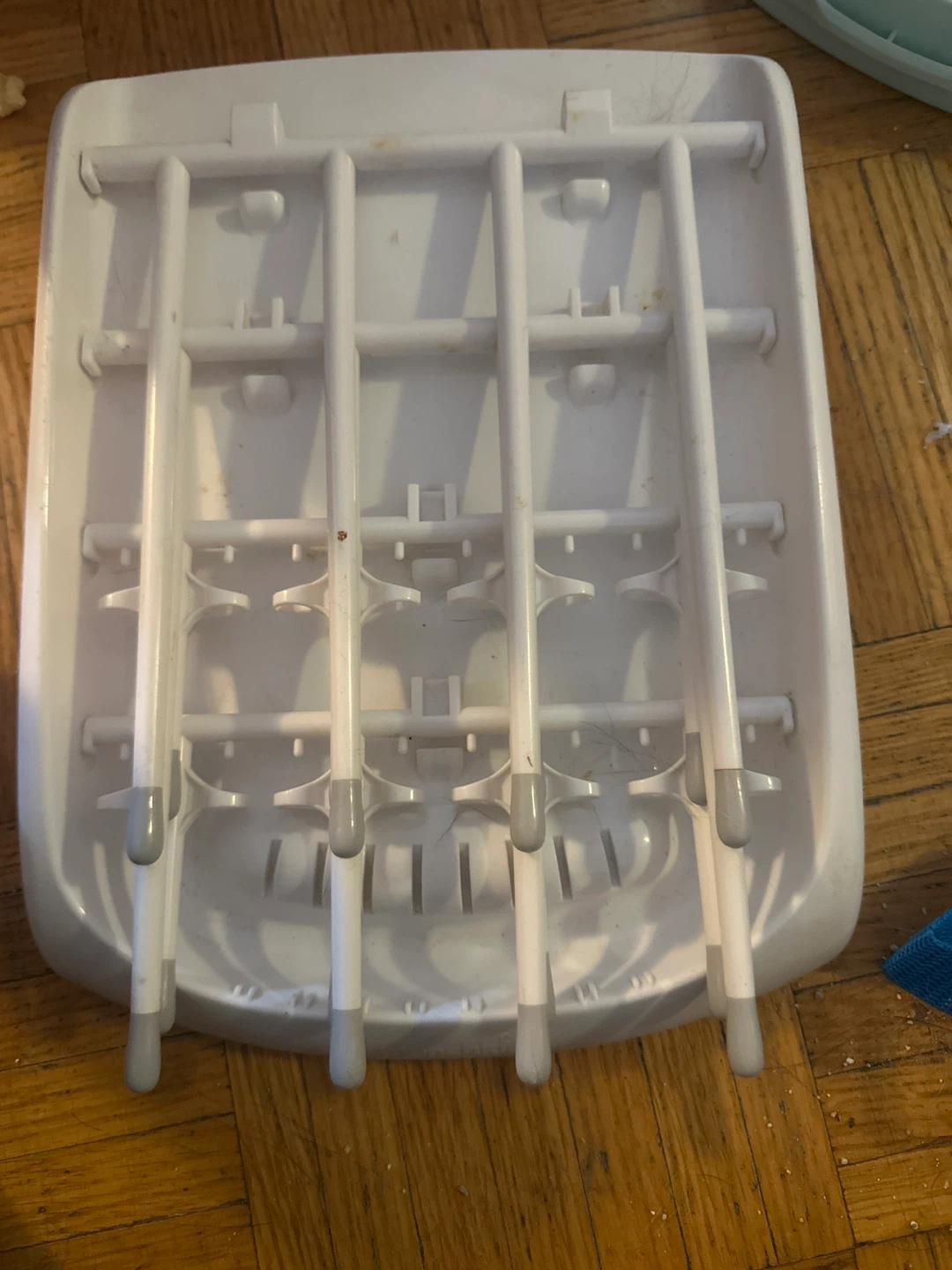White Plastic Dish Drying Rack for bay bottles