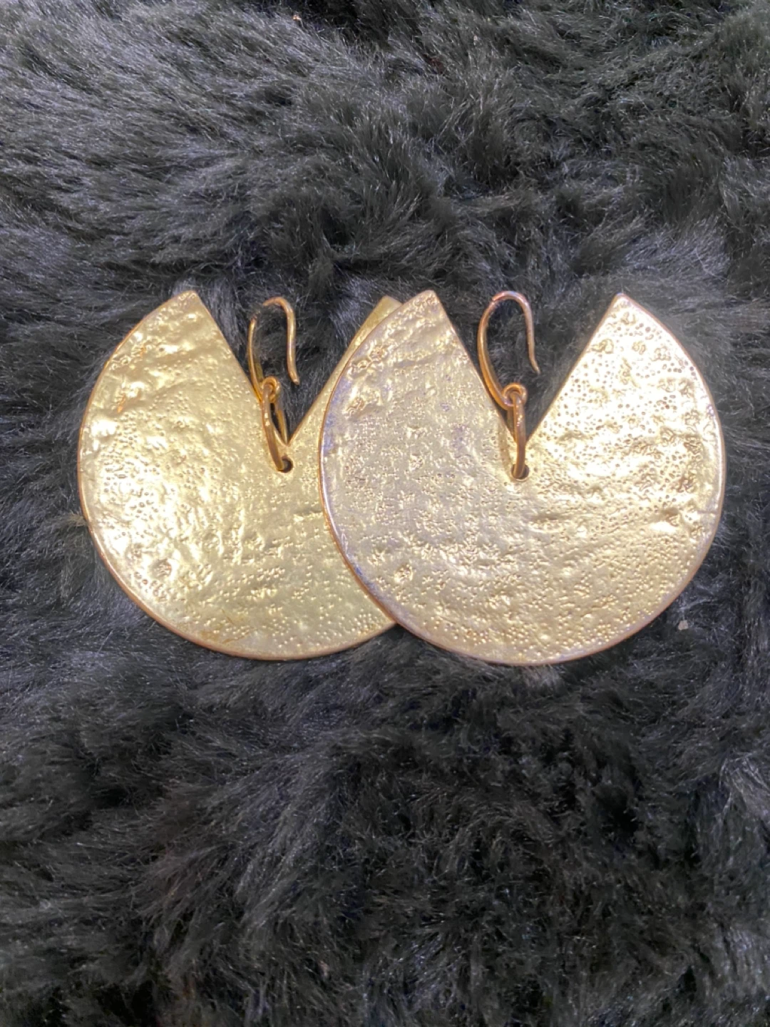Gold Tone Hammered Disc Earrings