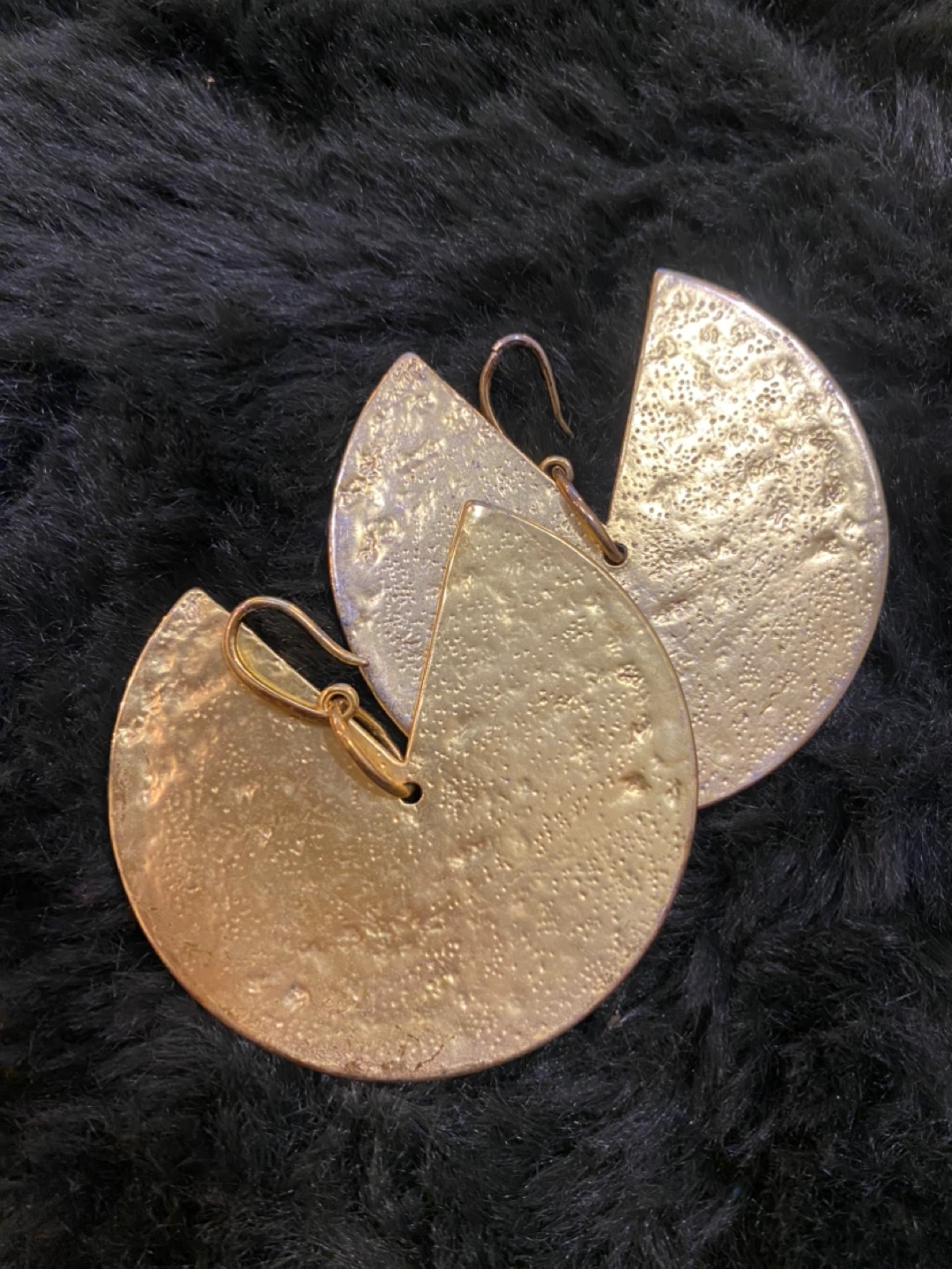 Gold Tone Hammered Disc Earrings - photo 2