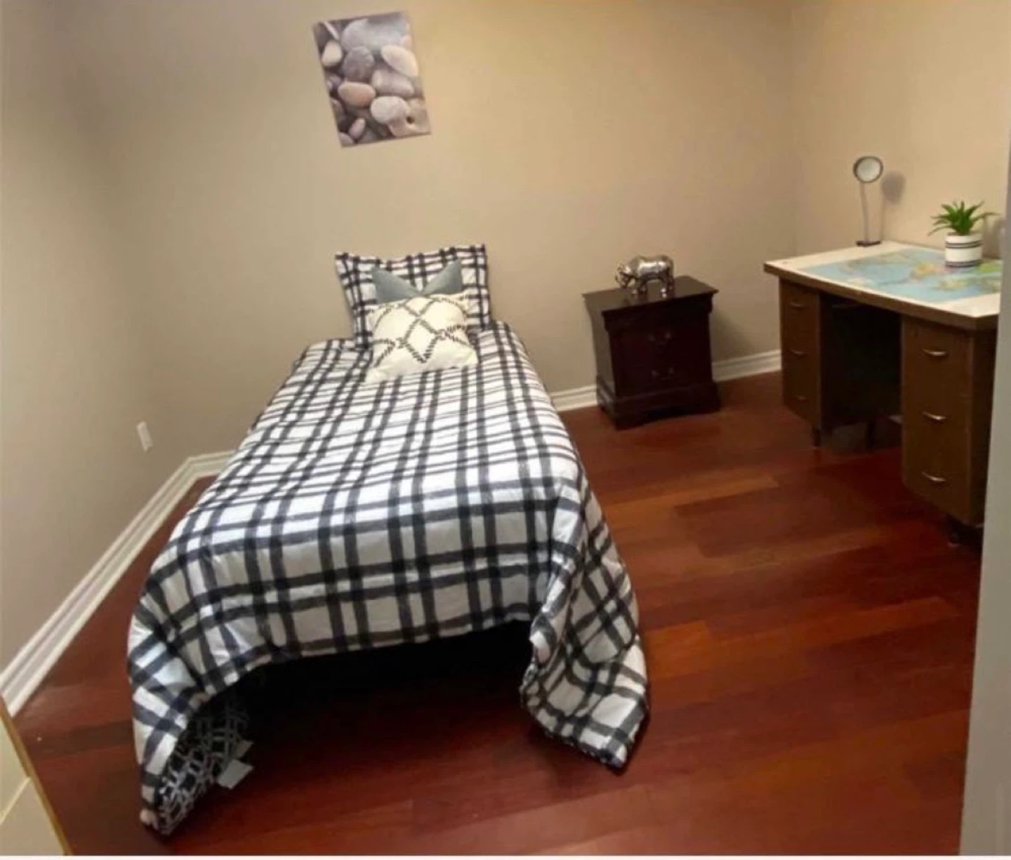 Basement sharing room for girls. Or boys - photo 4