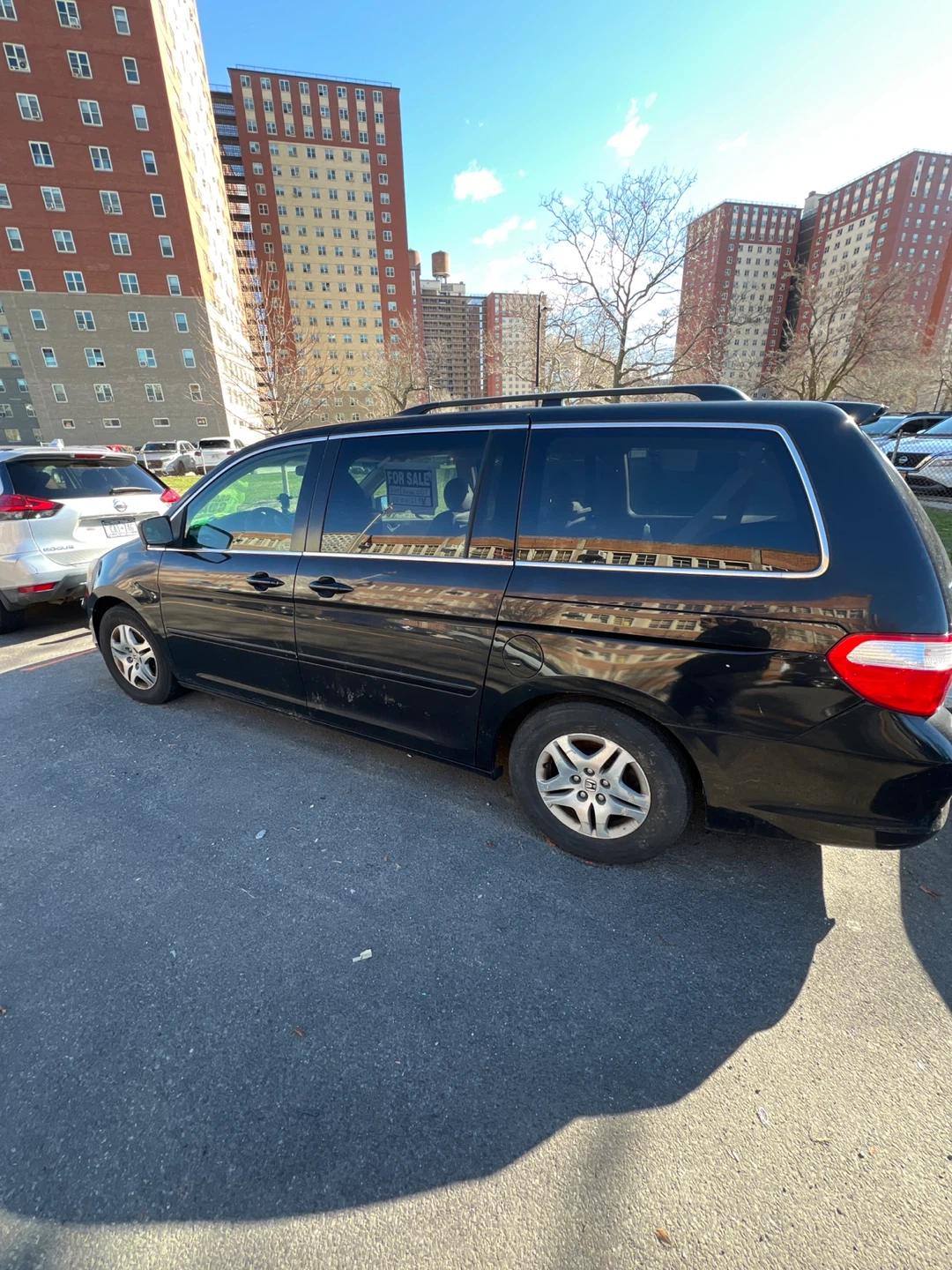 Black 2005 Honda Odyssey Minivan - photo 4