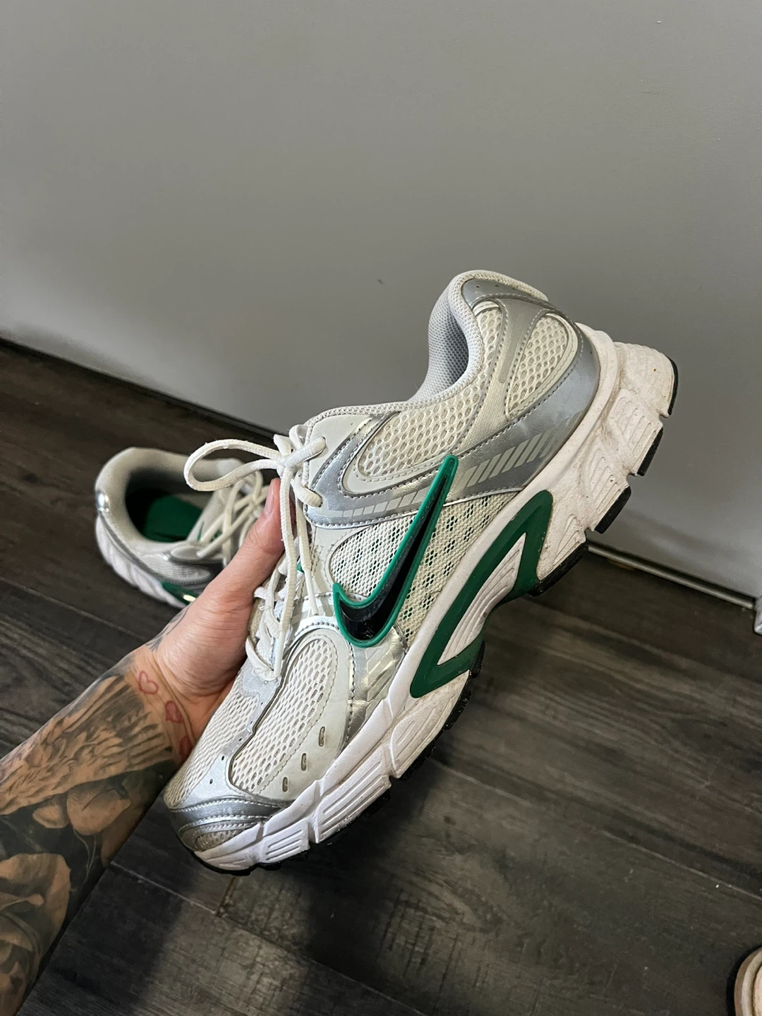 Nike Men's V5 - size 11 - photo 5