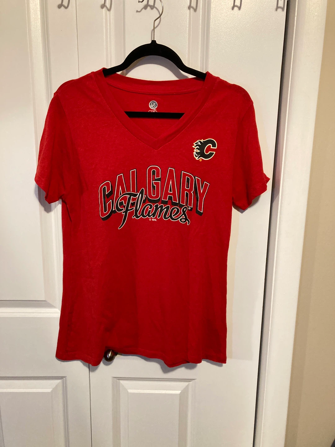Women’s Calgary Flames NHL T-Shirt