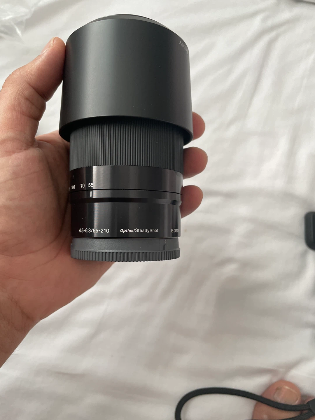 Sony E-mount 4.5-6.3/55-210 OSS Lens - photo 4