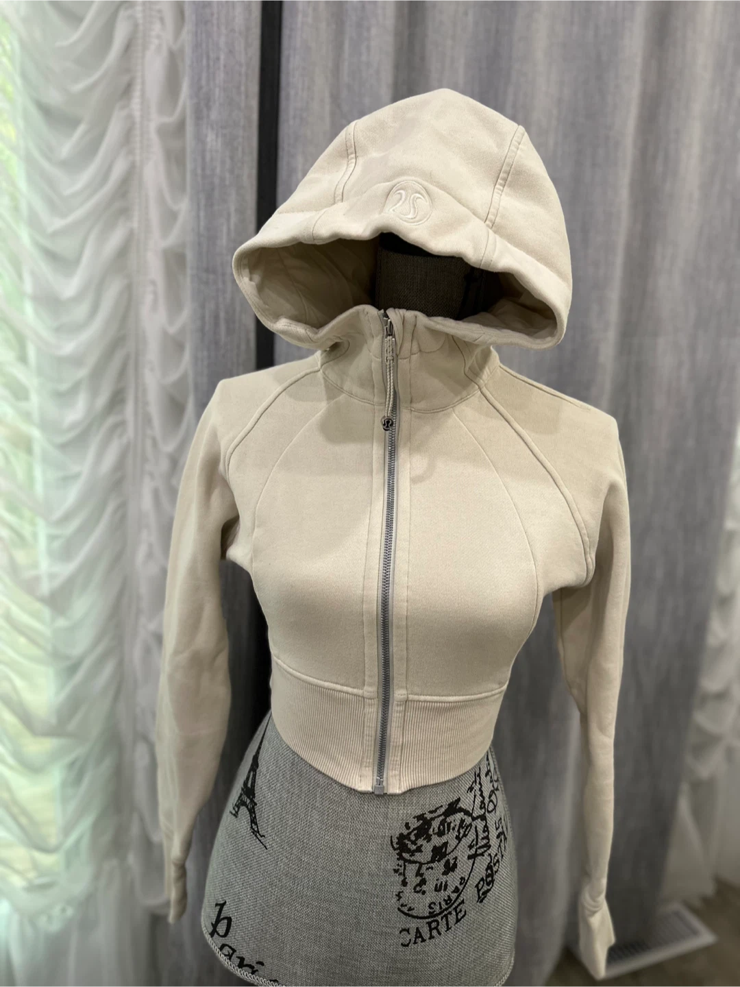 Lululemon Beige Cropped Zip-Up Hoodie