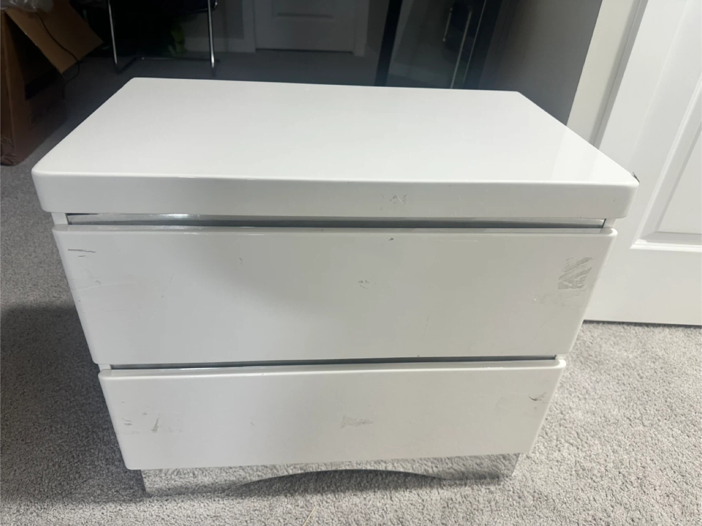 White 2-Drawer Nightstand - photo 2