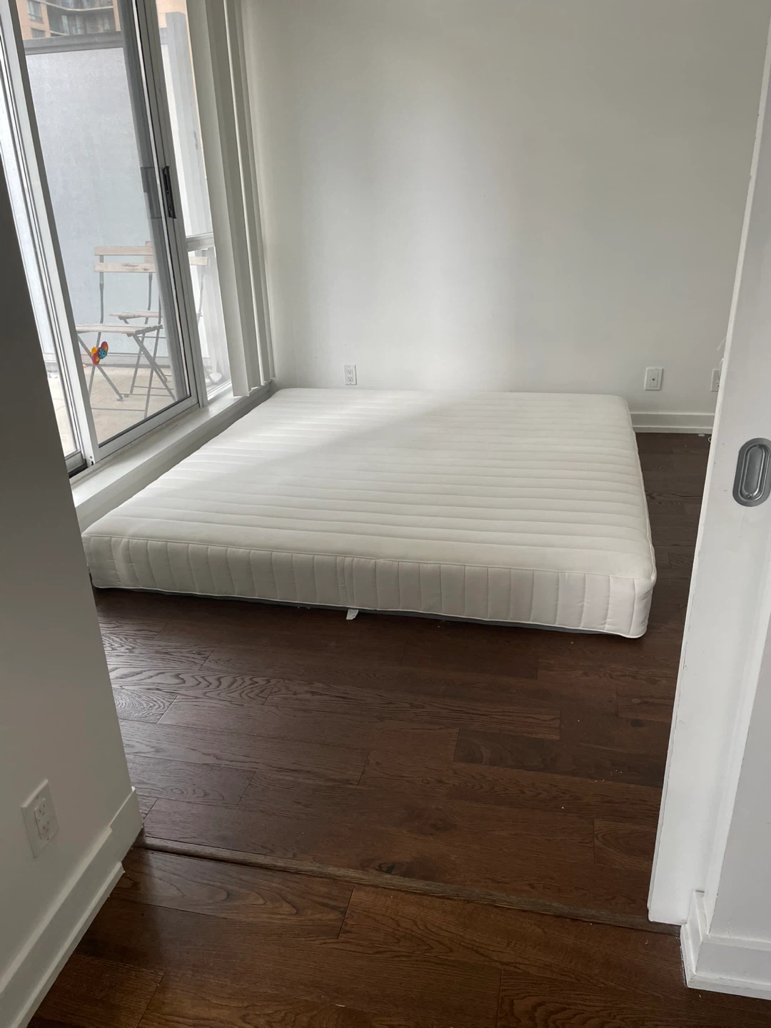 IKEA VALEVÅG Hybrid Mattress (King, Medium Firm/White)