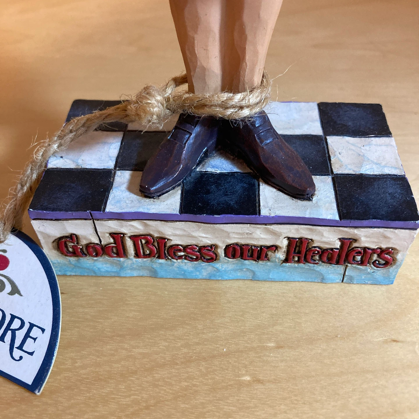 Jim Shore Heartwood Creek "God Bless our Healers" Figurine - photo 5