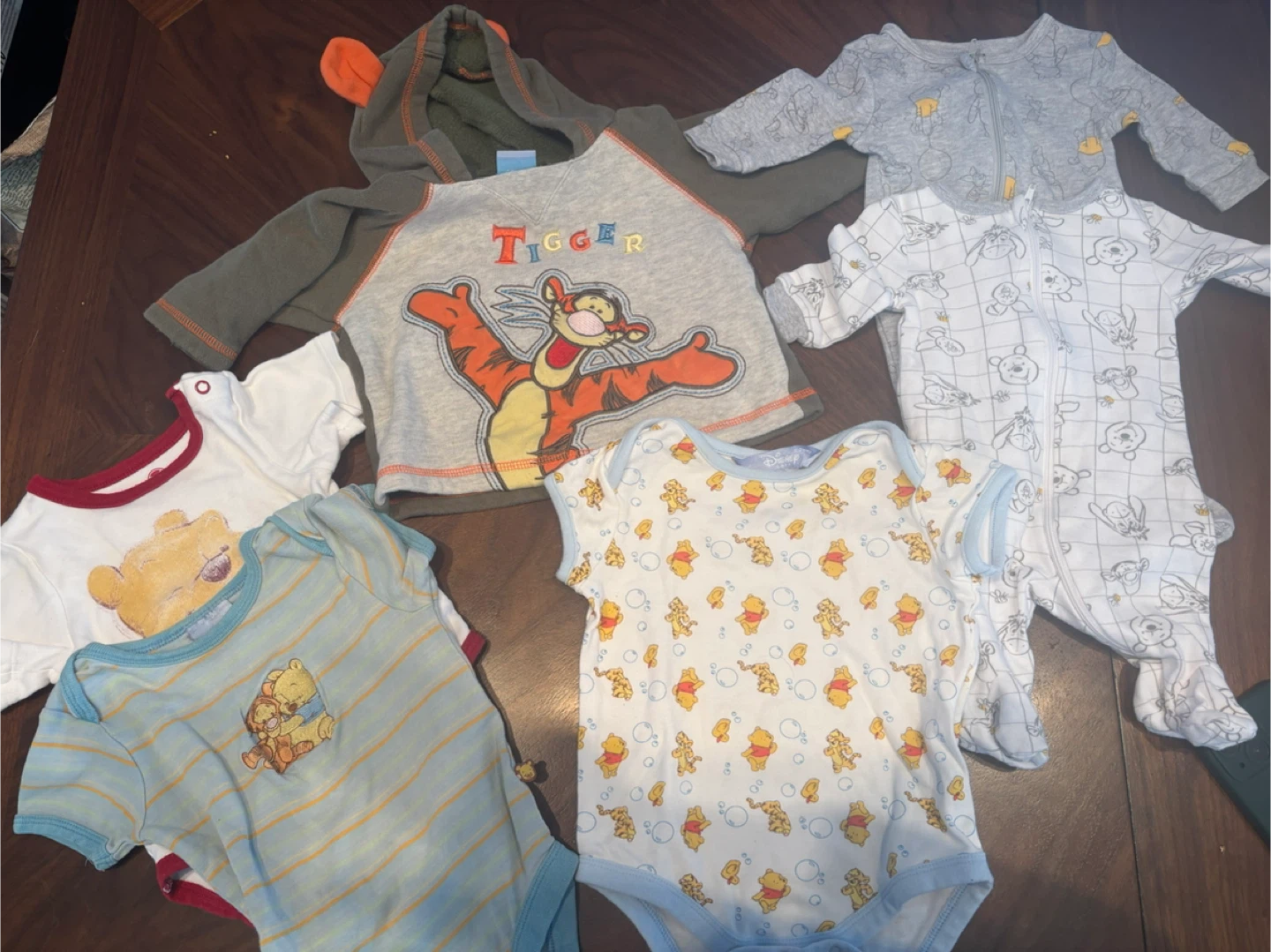 Winnie the Pooh Baby Gift Basket - photo 5