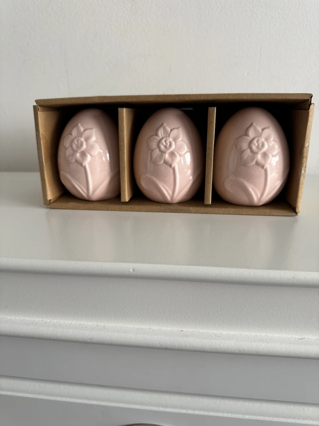 Set of 3 Pink Ceramic Egg Decorations