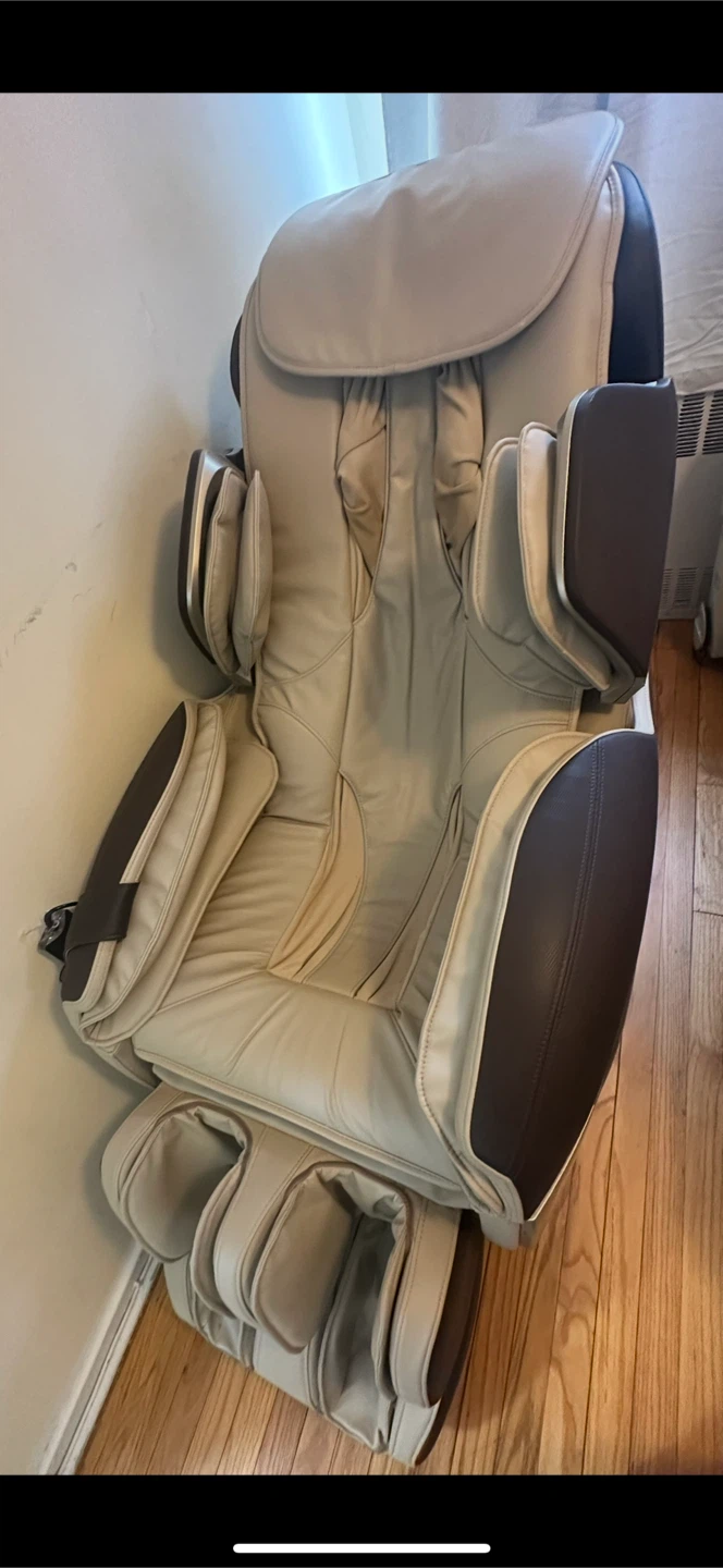 Cozyma Massage Chair - photo 2