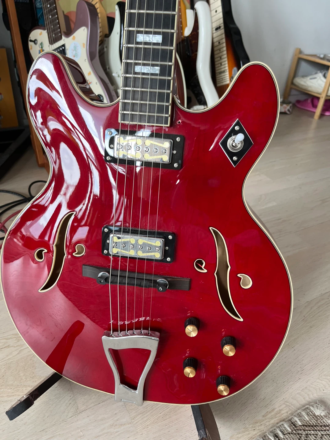 Harmony Electric Semi Hollow guitar - photo 3