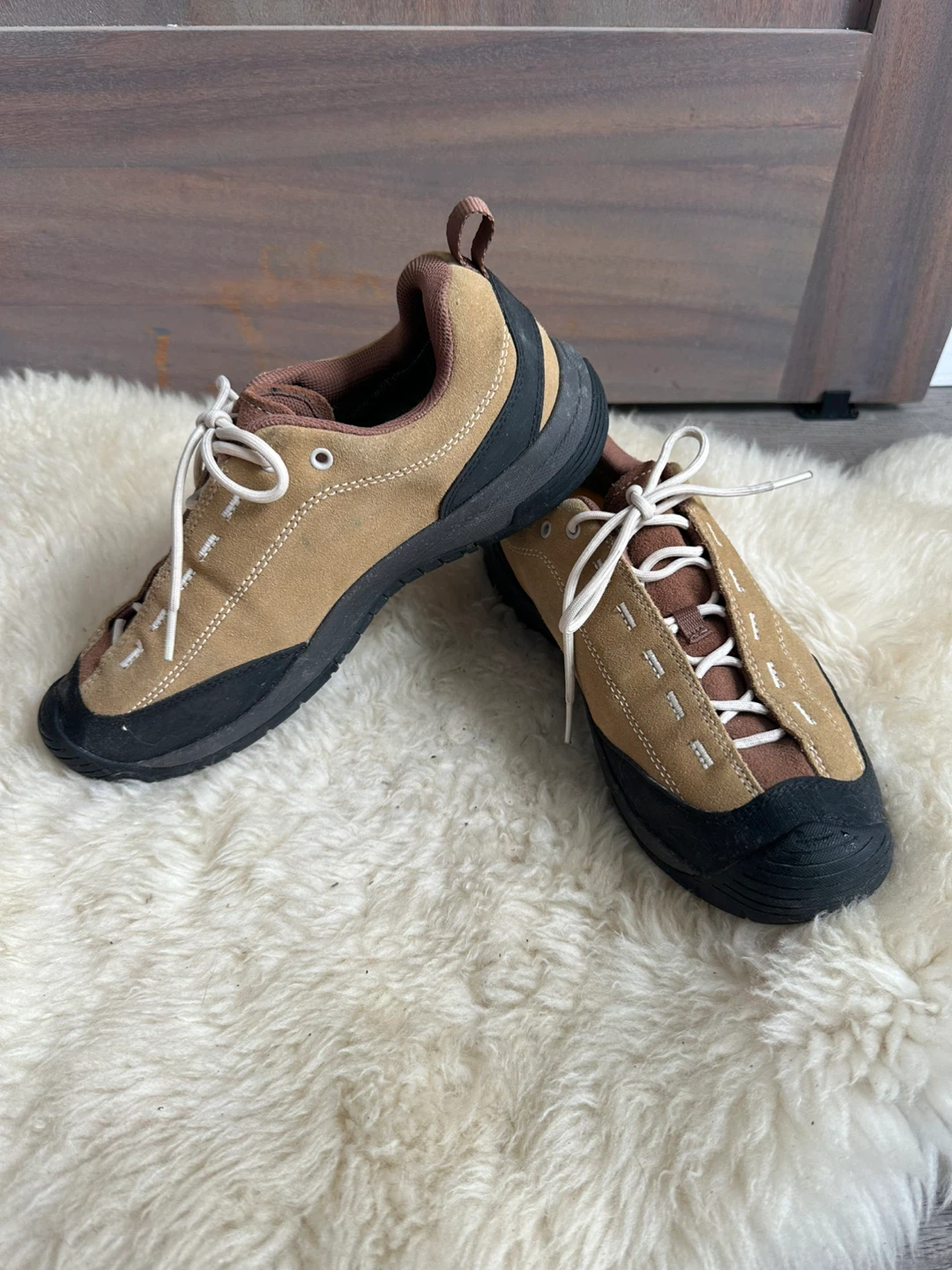 *NEW* Keen Men's Jasper Suede Sneakers size 9.5 - photo 2